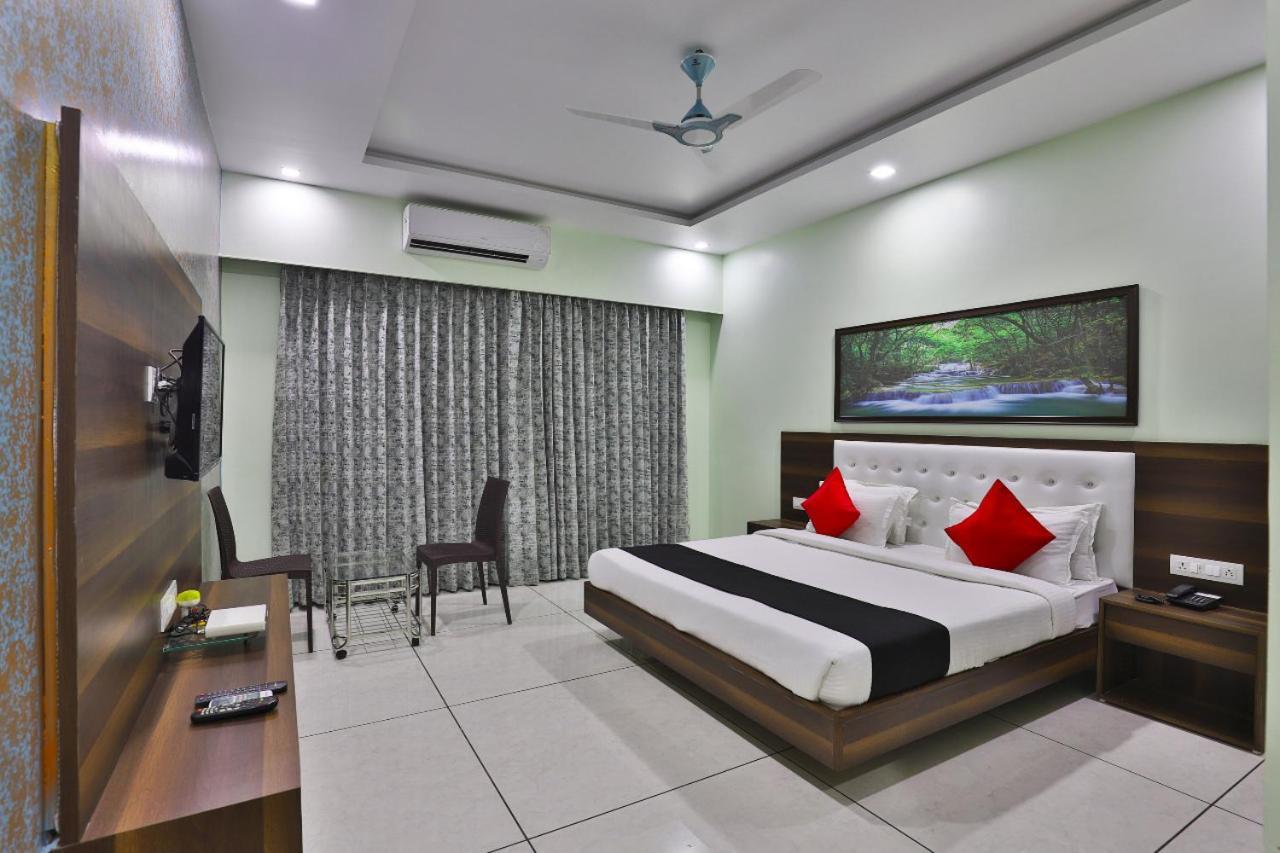 Hotel Shivam Диу Екстериор снимка